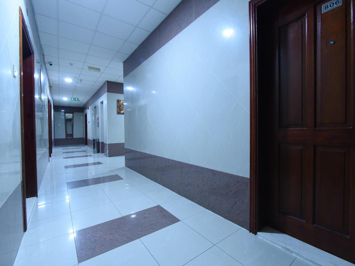 Oyo 274 California Suites Fudzsejra Kültér fotó