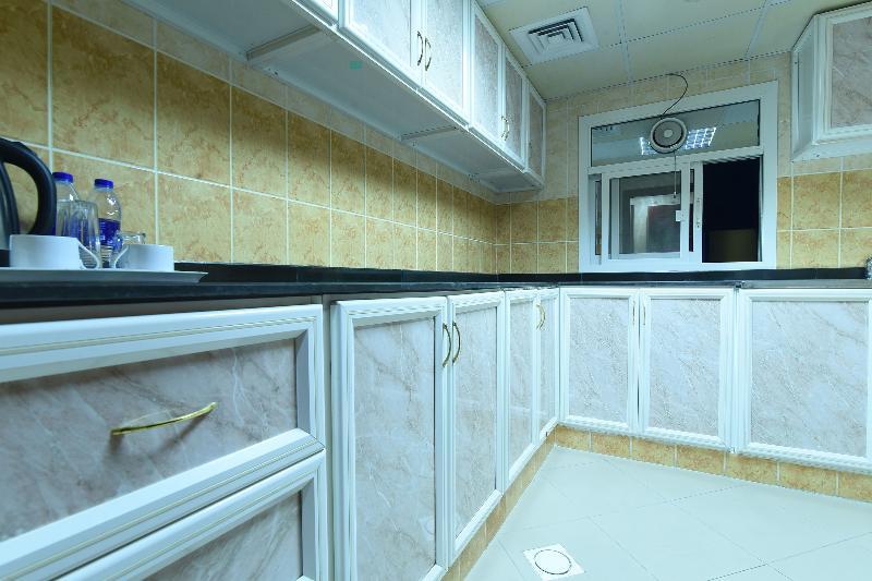 Oyo 274 California Suites Fudzsejra Kültér fotó