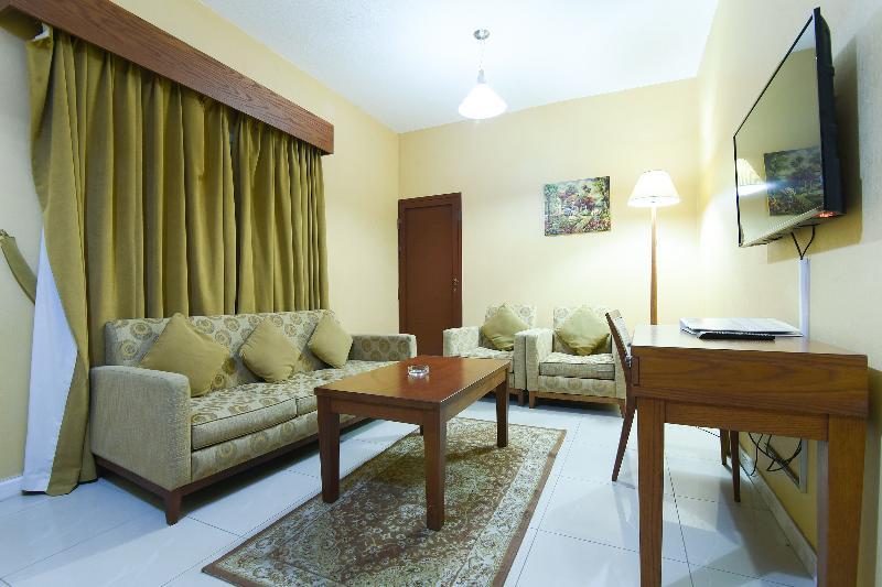 Oyo 274 California Suites Fudzsejra Kültér fotó